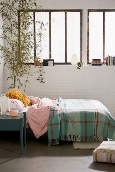 Kip&Co Plaid Tassel Coverlet