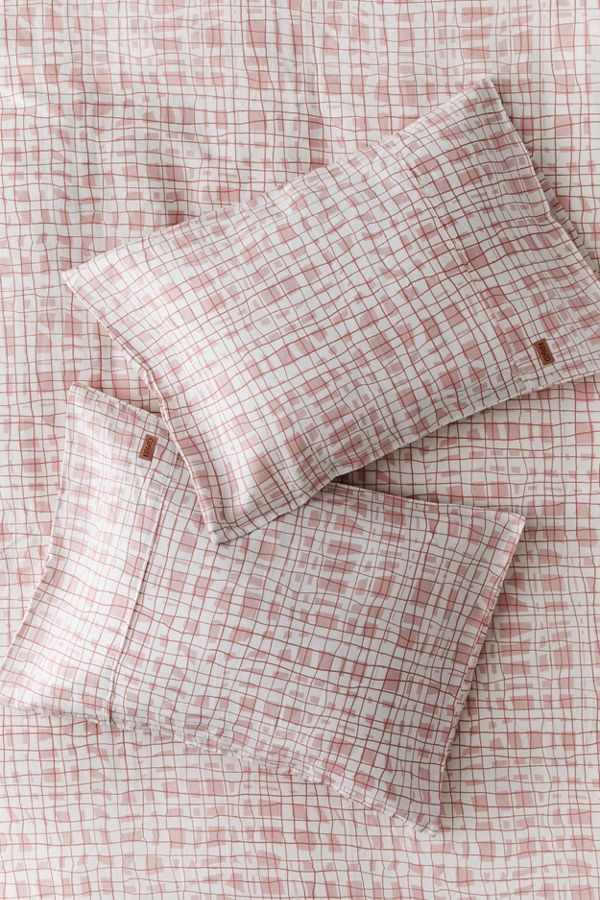 Slide View: 1: Kip&Co Scribble Tartan Pillowcase Set