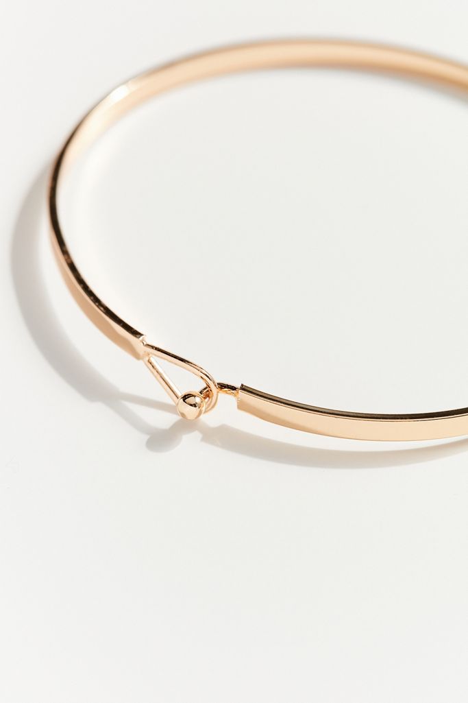 Modern Delicate Bracelet Urban Outfitters