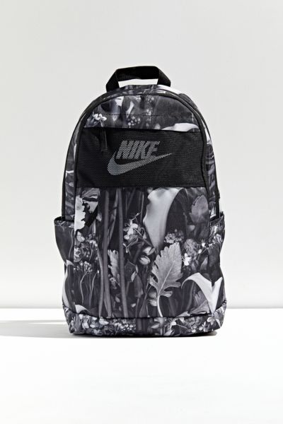 nike elemental 2.0 backpack review