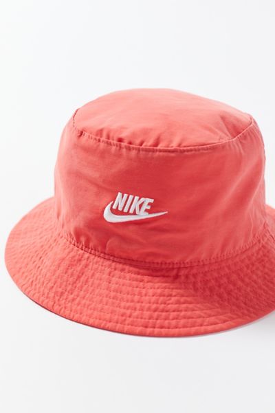 nike bucket hat red