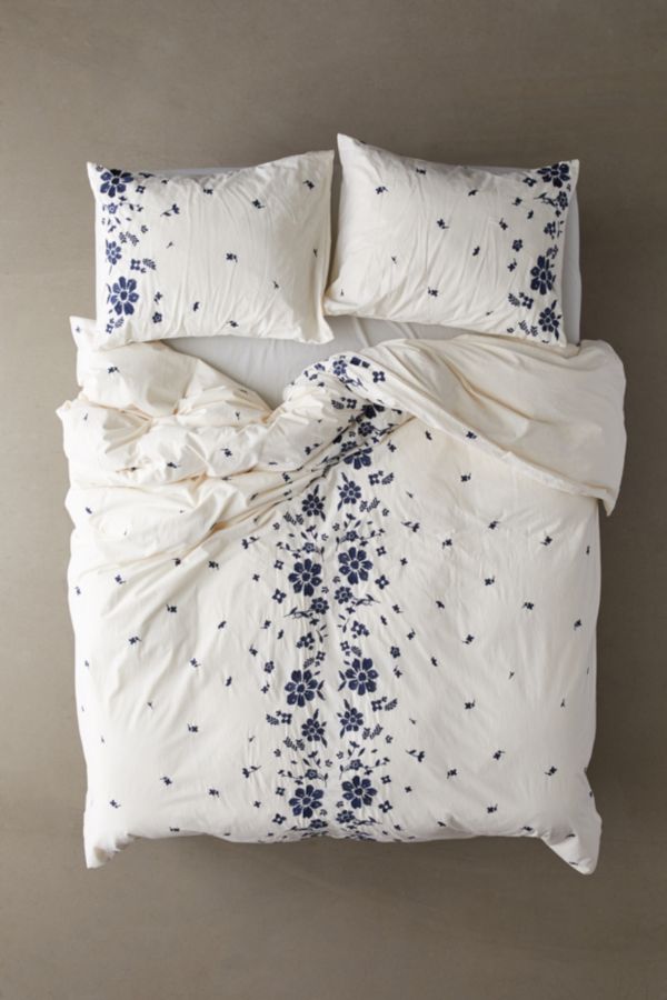 Samantha Embroidered Floral Duvet Cover Urban Outfitters Canada