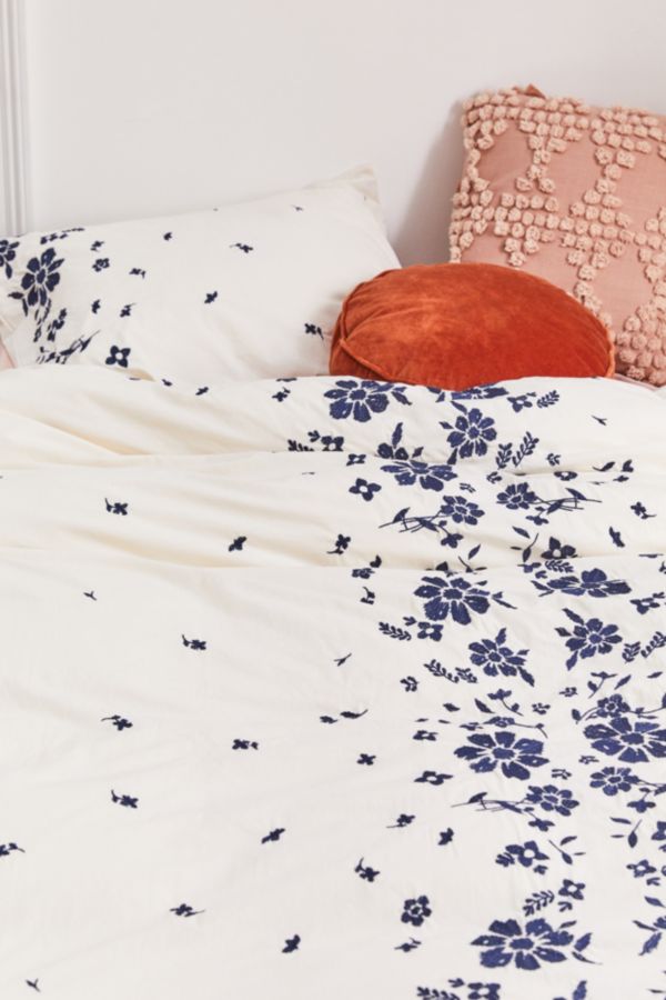 Samantha Embroidered Floral Duvet Cover Urban Outfitters Canada