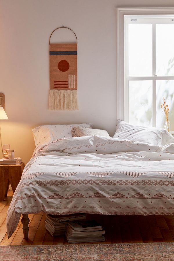 Slide View: 1: Rui Geo Duvet Set