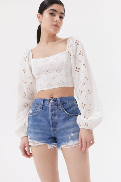 levi's 501 cutoff denim shorts