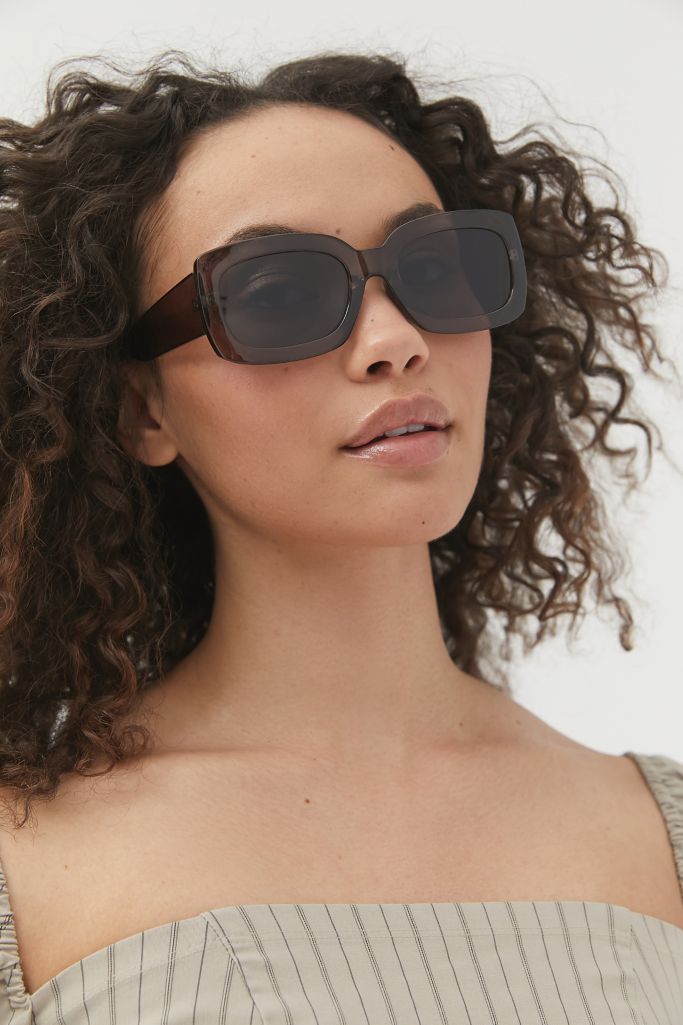 Tegan Chunky Rectangle Sunglasses | Urban Outfitters