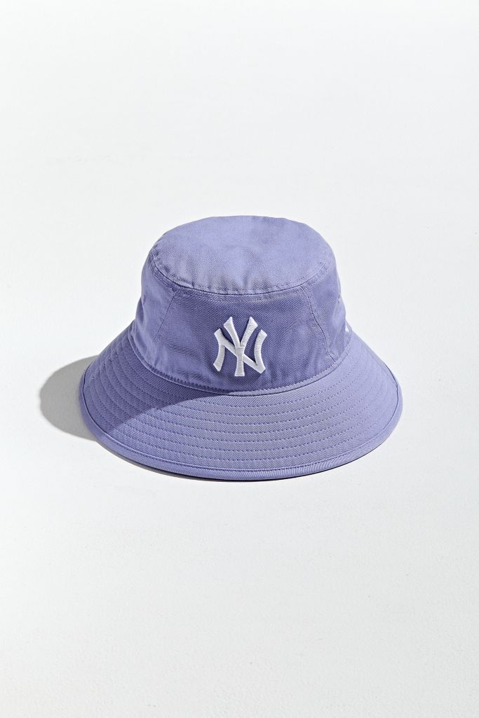 New Era Uo Exclusive New York Yankees Washed Bucket Hat Urban