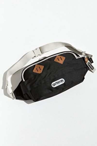 nike fanny pack urban outfitters