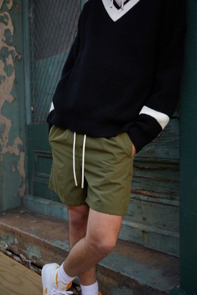 urban outfitters khaki shorts