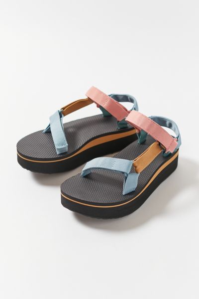 teva colorblock