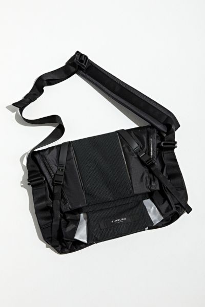 Timbuk2's Bianchi 130th Anniversary Bag 自転車