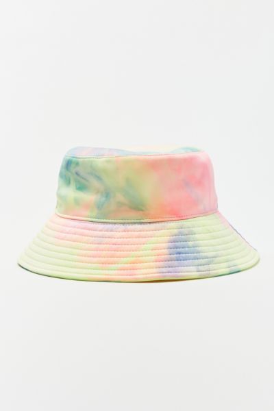 how to tie dye a bucket hat