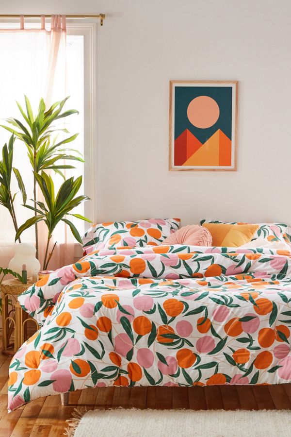 Slide View: 1: Peaches Comforter Set