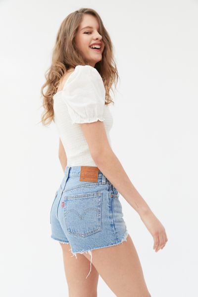 urban outfitters levi shorts