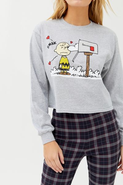 snoopy sweater urban outfitters