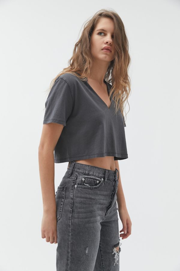 bdg arcadian notch neck cropped tee