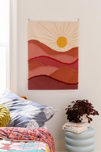 Sunrise Tufted Landscape Tapestry | Urban Outfitters