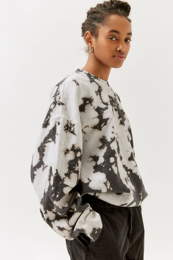 Slide View: 1: Urban Renewal Recycled Monochrome Tie-Dye Crew Neck Sweatshirt