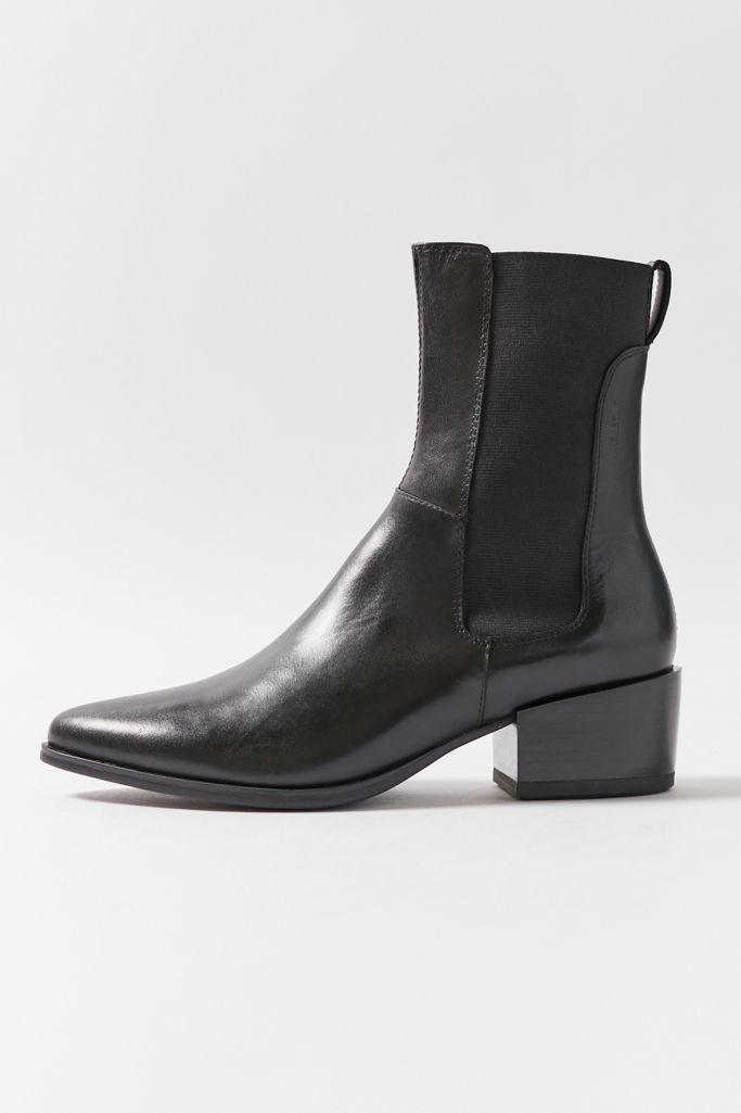 vagabond tall chelsea boot