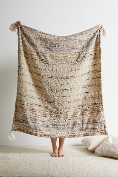 Throw Pillows + Blankets | Urban Outfitters