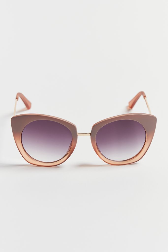 Cynthia Oversized Cat Eye Sunglasses Urban Outfitters 