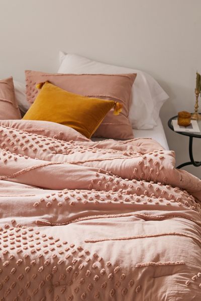Ellis Tufted Comforter Urban Outfitters, Urban Outfitters Queen Bedding