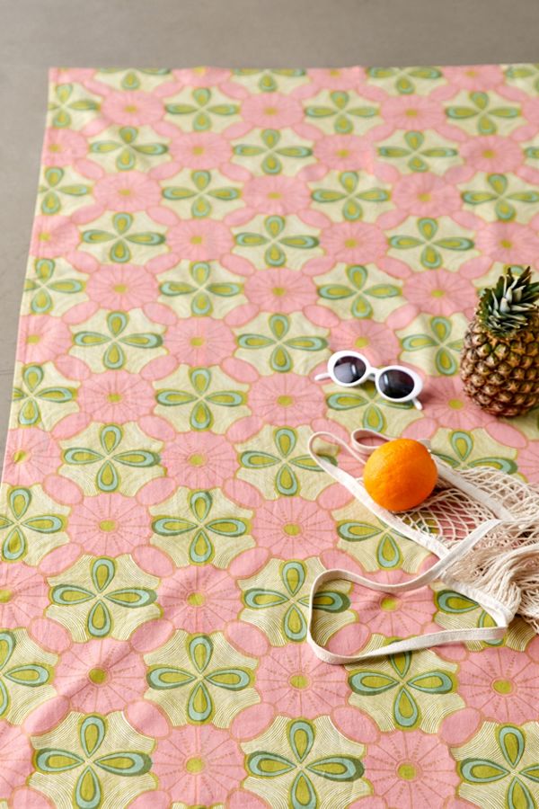 Slide View: 1: Ife Packable Tapestry