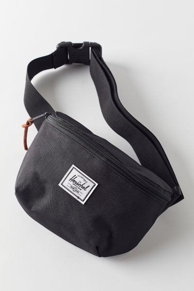 herschel fanny pack urban outfitters