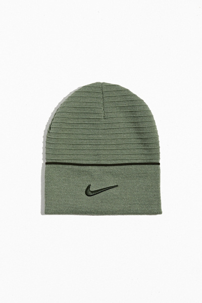 nike dri fit beanie