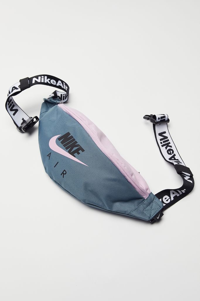 Nike Air Heritage Belt Bag | Urban Outfitters