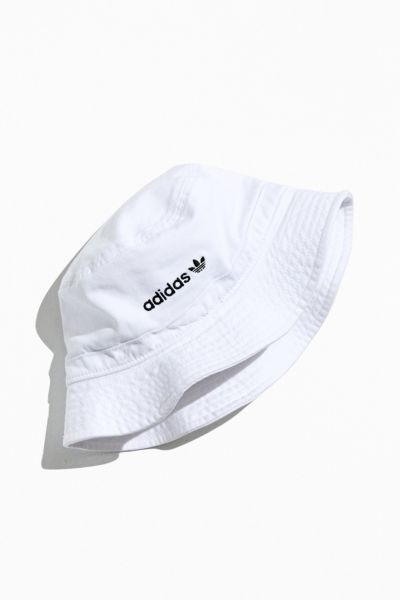 urban outfitters adidas bucket hat