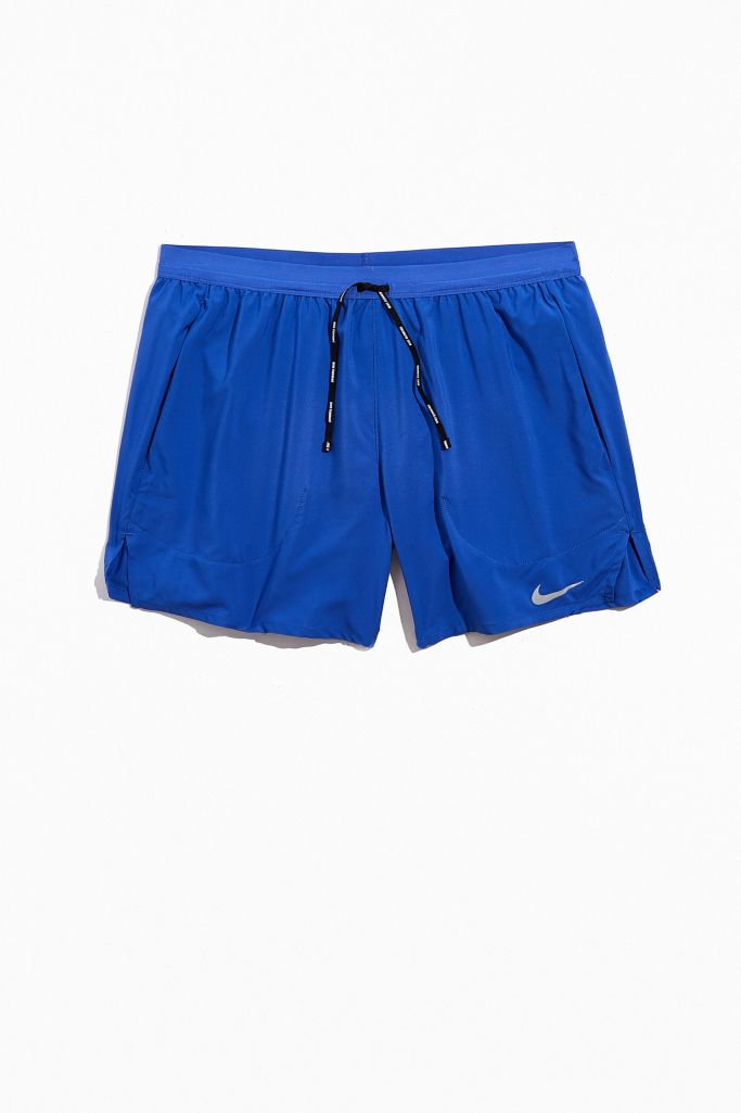short nike flex stride