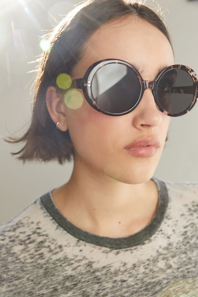 Aubrey Oversized Round Sunglasses Urban Outfitters 0947