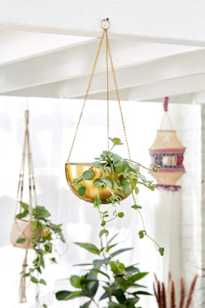 Metal Hanging Planter Urban Outfitters Canada   56767635 070 B