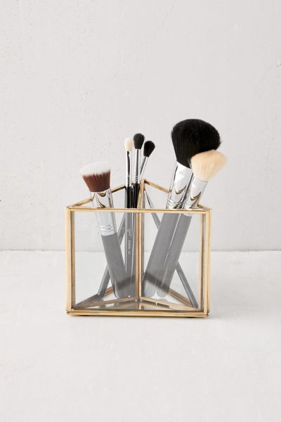 makeup brush holder