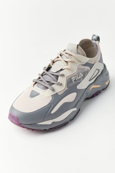 fila sneakers ray tracer