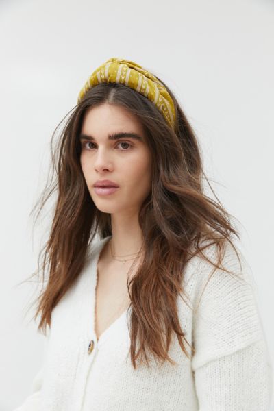 Savannah Twisted Headband | Urban Outfitters