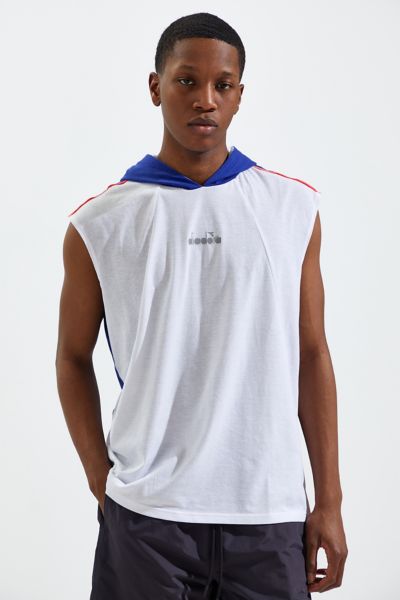 Diadora Super Light Be One Hooded Running Shirt | Urban Outfitters