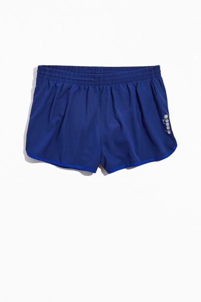 short diadora running