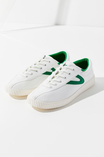 urban outfitters tretorn