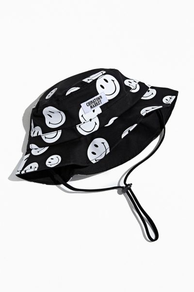 smiley bucket hat