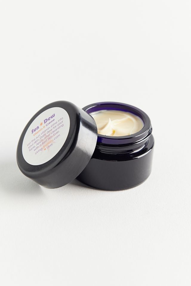 Living Libations Sun Dew Vitamin D Crème Urban Outfitters