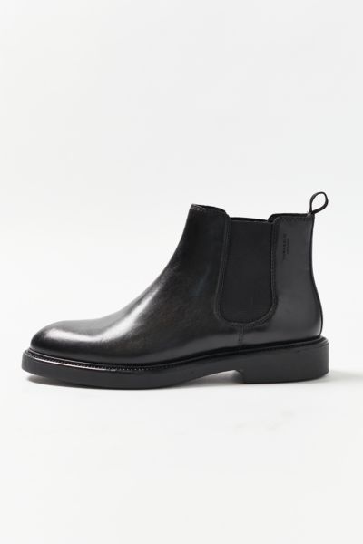 Vagabond Shoemakers Alex W Chelsea Boot | Urban Outfitters