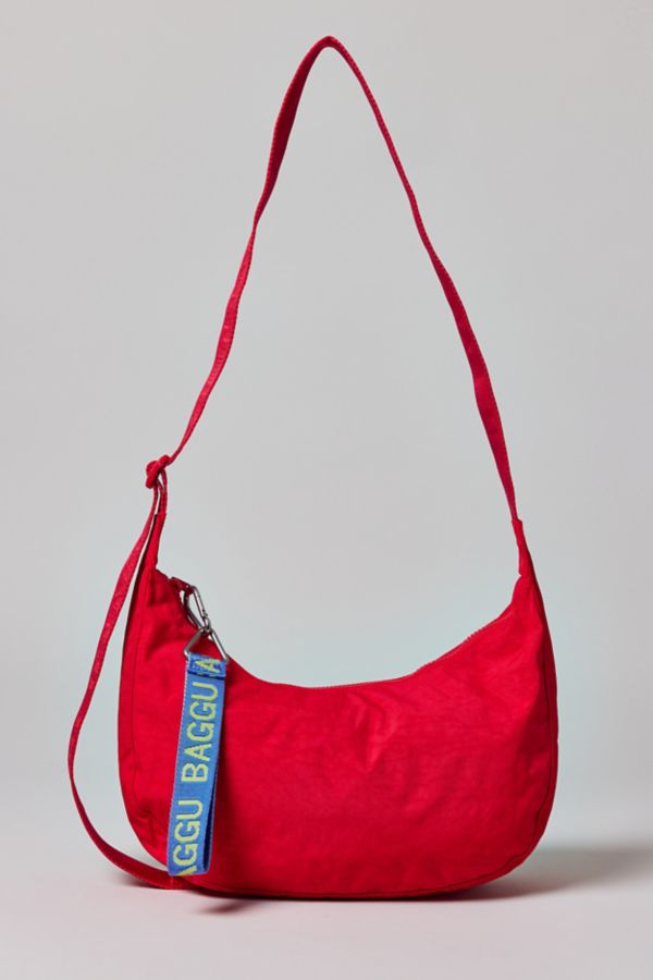 Slide View: 1: BAGGU Medium Nylon Crescent Bag