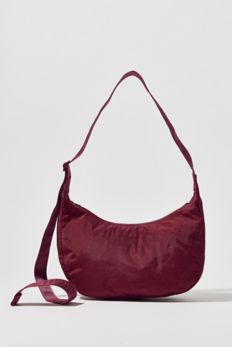 Slide View: 2: BAGGU Medium Nylon Crescent Bag