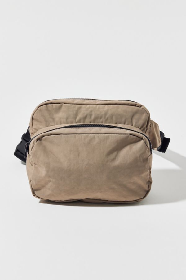 Slide View: 2: BAGGU Fanny Pack