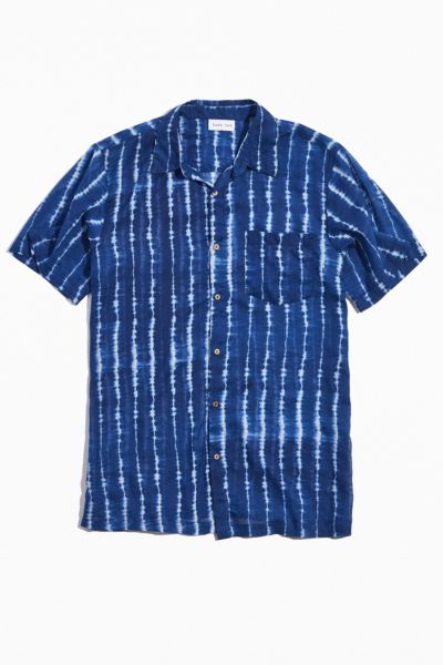 Raga Man Tie-Dye Stripe Short Sleeve Button-Down Shirt | Urban Outfitters
