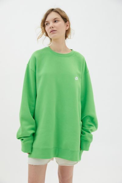 Nike Sportswear Club Crew Neck Sweatshirt | Urban Outfitters