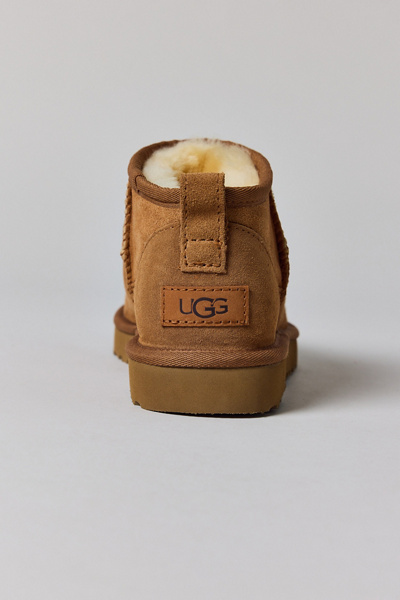 super short uggs