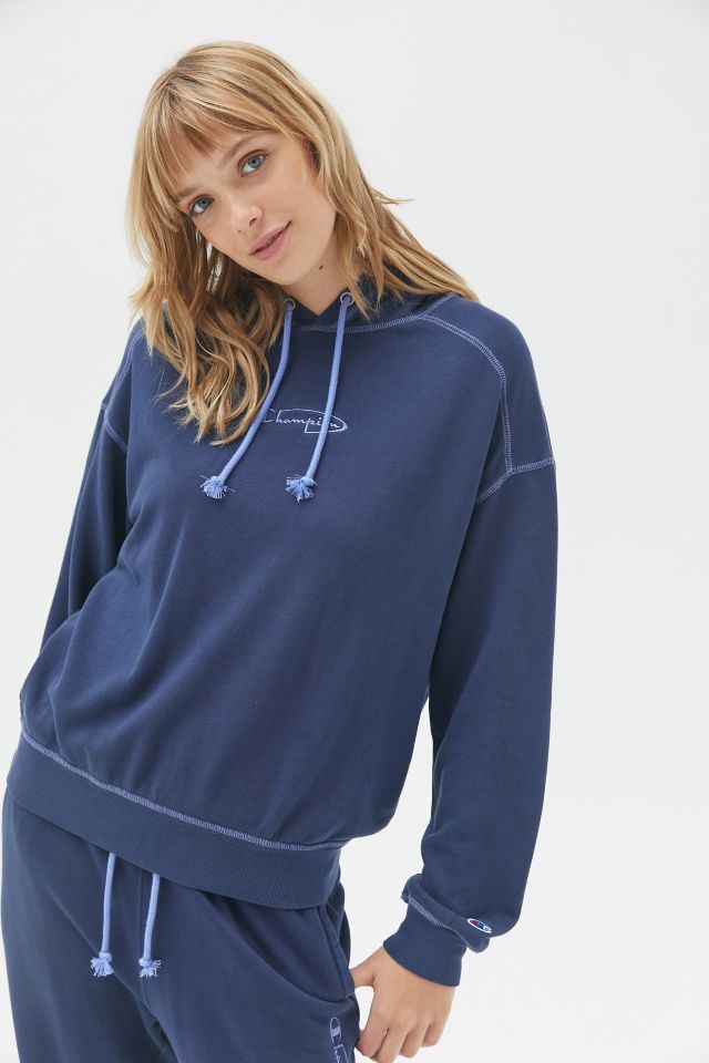 Champion UO Exclusive Seamed Hoodie Sweatshirt | Urban Outfitters Canada